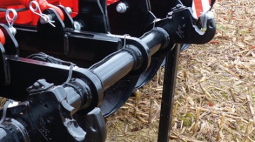 Hintere Dreipunktaufhängung (Kat. 3, hydraulisch verstellbar) optional