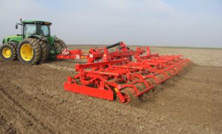 Neptun-eszközhordozóSaturn-8-méteres-munkaszélességben