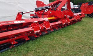 aprító henger az első sorban