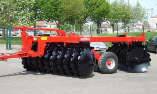 APFL erdészeti tárcsa 810 mm-es lapokkal