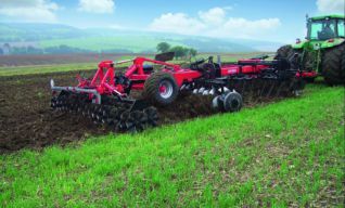 hullámos tárcsás elmunkálóval