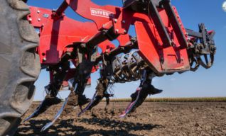 talajlazító kések